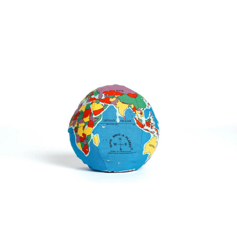Earth, Hugg-a-Planet, 6