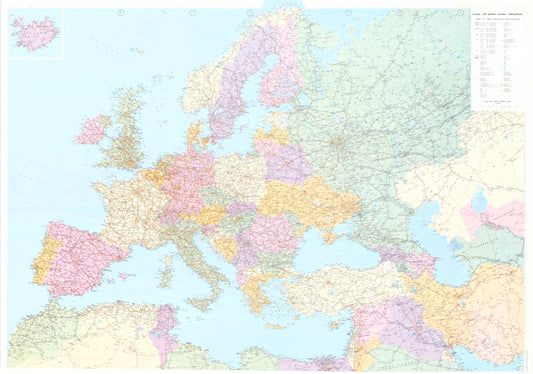 Europa + est politica = Europe + east political
